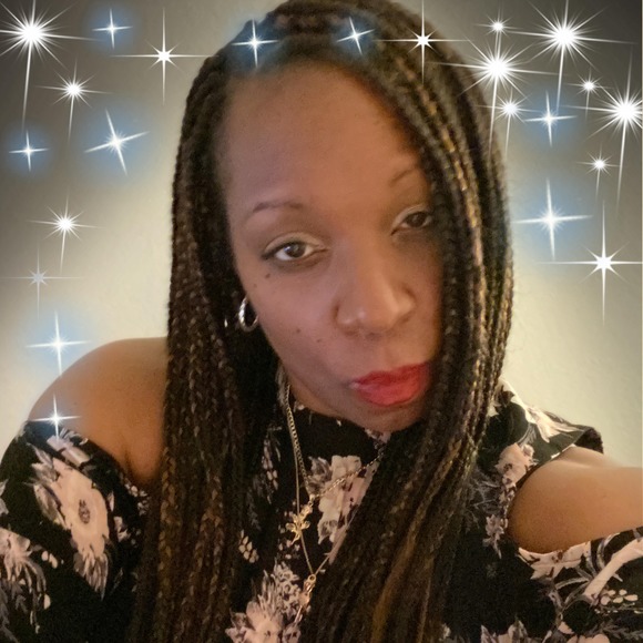 Poshmark profile picture for @noahjp
